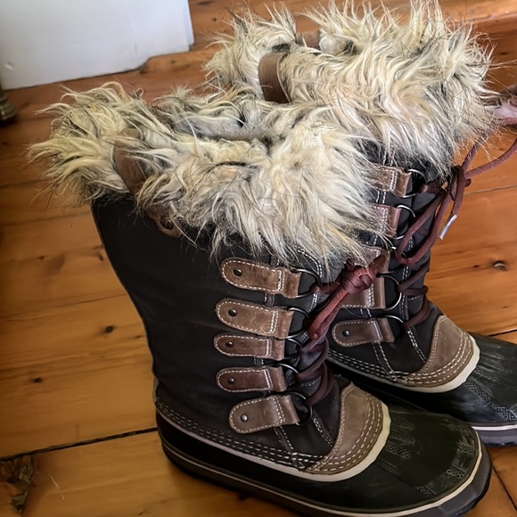 Sorel Joan of Arctic winter boots - Picture 4 of 4